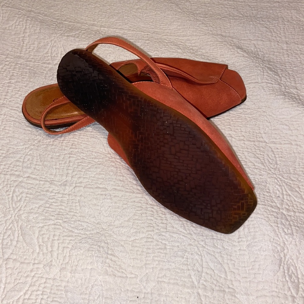 Gentle Souls Women's Peep-Toe Flats - Picture 3 of 5